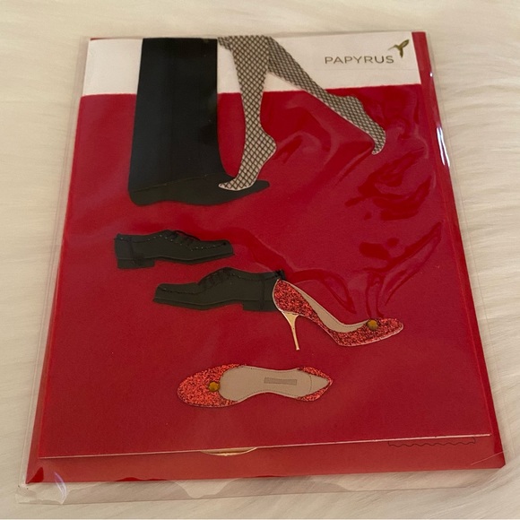 3/$15 NWT Happy Valentine’s Day Papyrus Card “I’m head over heels in love with…” - Picture 4 of 4